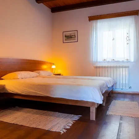 Tourist Farm Skerlj Villa Dutovlje Exterior photo