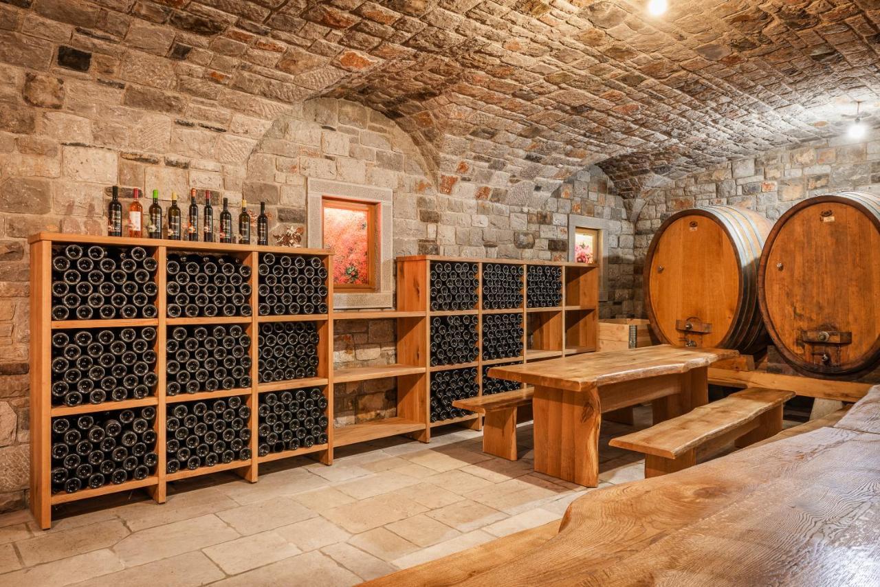 Tourist Farm Skerlj Farm stay Dutovlje
